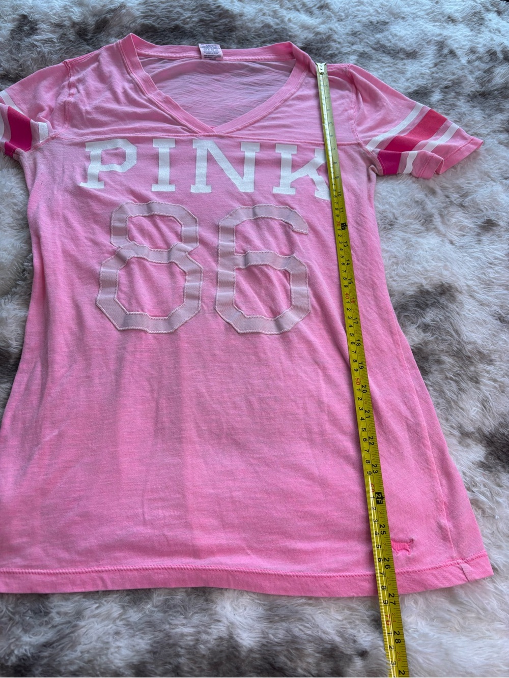 PINK Victoria's Secret Hot Pink V-Neck Tee with White '86' Graphic - Picture 5 of 7